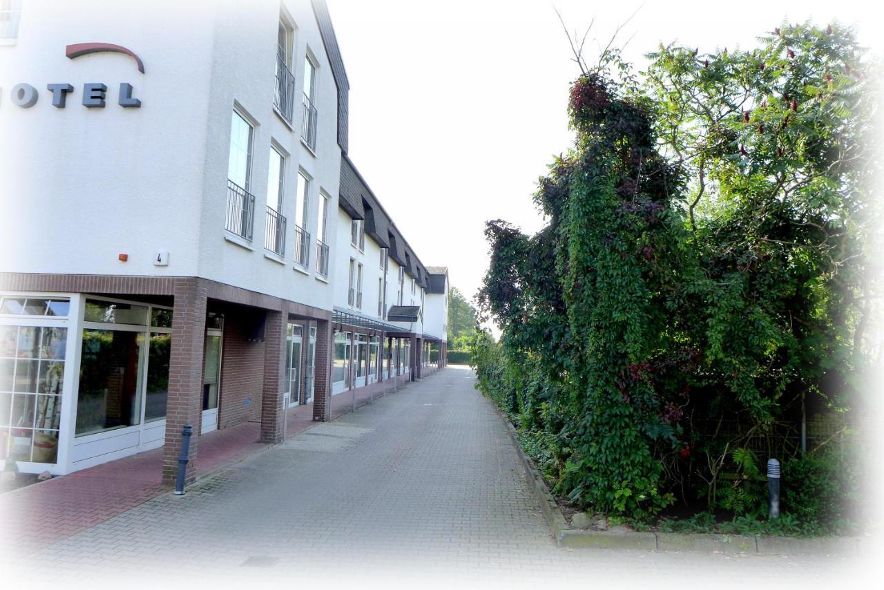 Hotel Lindenberger Hof Ahrensfelde Exterior foto